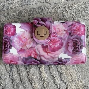 Buxton Brilliant Floral Flower Pink Cabbage Roses Large Wallet